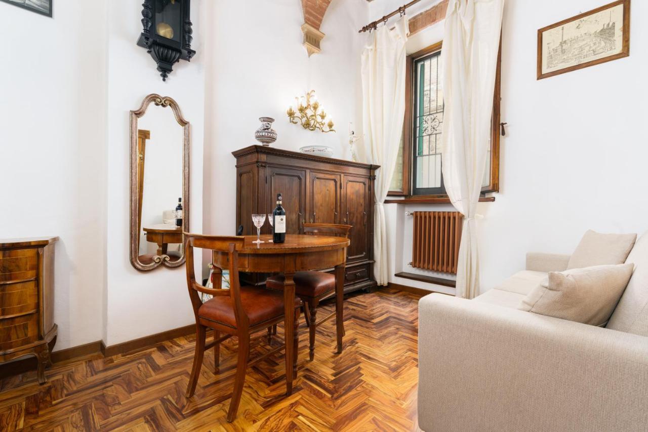 Dupre Apartment Siena Bagian luar foto